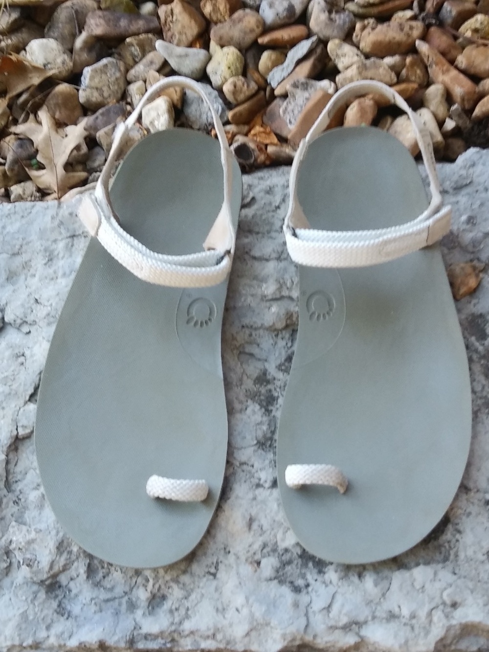 Xero Jessie Grey Sandal womens size 7 VGUC